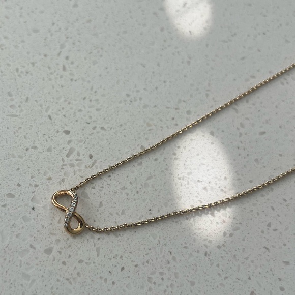 Pandora Infinity Necklace - Picture 5 of 6